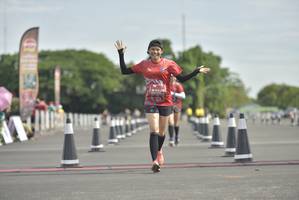 BIB: 0228, 
                            <button type="button" onclick="openModal(4945293)" class="btn btn-primary btn-sm float-right btn-popup" data-toggle="modal" data-target=".modal-high-quality">
                        <i class="fas fa-shopping-cart"></i> Add to Cart
                    </button>
                                            <button type="button" onclick="isThisMe(4945293, true)" class="btn btn-success btn-sm float-right btn-popup btn-isme hidden" data-toggle="tooltip" data-placement="bottom" title="นี่คือรูปของคุณใช่ไหม คลิกที่นี่เพื่อเอาเข้าอัลบั้ม">
                        <i class="fas fa-plus"></i> Add to album
                    </button>
                    <button type="button" onclick="isThisMe(4945293, false)" class="btn btn-warning btn-sm float-right btn-popup btn-isnotme hidden">
                        <i class="fas fa-ban"></i> Remove from album
                    </button>